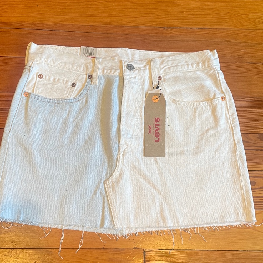 Levi's Classic White and Blue Denim Skirt Size 10 (30)